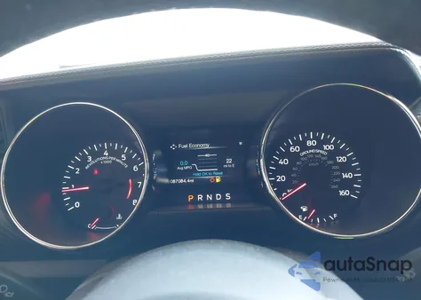 2016 Ford Mustang V6 z USA, uszkodzony, nr VIN 1FA6P8AM7G5284042